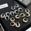 Pendientes Retro de Personalidad Europeos y Americanos para Mujer, Clips para Orejas Electroplateados, Pendientes Metálicos Geométricos, Modernos y Elegantes al por Mayor