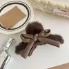 Pinza para el pelo con lazo de pelo de conejo para otoño e invierno coreano 2025 Nuevo Pinza de tiburón grande Pinza para el pelo de felpa Pinza para el pelo de la parte posterior de la cabeza