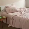 Suave y sedoso~ Juego de cuatro piezas de colcha de verano refrescante 60s Lenzing Tencel lavable con bordado floral, colcha sedosa de aire acondicionado, colcha de verano