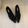 2026 Otoño Temprano Nuevo Estilo Estilo Maduro Punta Puntiaguda Escote Bajo Zapatos Planos para Mujer Tacón Delgado Elegantes Versátiles Zapatos de Trabajo para el Trayecto Zapatos de Tacón Alto
