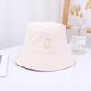 Sombrero de pescador con protección solar para parejas, para primavera y verano, para hombre y mujer, de color liso, informal, combinable con todo, con letra C, estilo japonés, estilo artístico.