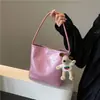 Bolso Saco de Alto Valor 2024 Nuevo Color Sólido Personalidad Tendencia con Colgante Bolso de Hombro Único Bajo el Brazo Bolso de Mano Commuter de Instagram