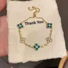 Pulsera de flor de acetato rosa con circonita, ligeramente dulce y delicada, fresca y dulce, joyería con sensación de lujo ligero y alta gama