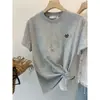 Camiseta de Algodão Puro Estilo Novo 2026, Manga Curta, Gola Redonda, Ombro Normal, Moda Coreana Versátil, Jovem, Estilosa, Camisa Base Cinza para o Verão