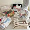 Bonita Colcha de Dibujos Animados de Terciopelo de Leche para Otoño e Invierno con Parche Bordado Juego de Tres Piezas con la Misma Funda de Edredón Juego de Cuatro Piezas con Acolchado de Algodón a Heattech