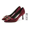 775-9 vermelho vinho saltos altos pés femininos não cansados sexy camurça salto fino sapatos de casamento fivela quadrada strass sapatos xiuhe