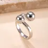 Anillo Nuevo de Acero Inoxidable Transfronterizo Anillo de Acero de Titanio Diseño que No se Desvanece Anillo Abierto de Bola de Acero Pulido Multifacético Venta al por Mayor