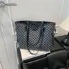 Bolsa Tote de Gran Capacidad para Viajes Diarios para Mujer 2025 Nueva Tendencia Color Bloque Retro Versátil Bolso de Hombro/Debajo del Brazo
