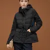 Jaqueta Feminina de Penas OEM Personalizada, 90% Penugem de Ganso Branco, Roupa Leve à Prova de Frio, Fábrica de Origem, Fornece Amostras e Serviços OEM