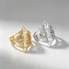 Anillo de Acero Inoxidable Dorado con Diseño Calado Filigrana, Anillo de Moda de Lujo Ligero para Mujer, Suministro Transfronterizo al por Mayor