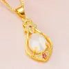 Colgante de Turmalina Natural Imitación Estilo Coreano de Lujo Ligero para Mujer, Moderno Colgante de Piedra Preciosa de Color Calcedonia Imitación Chapado en Cobre Oro Arena 24K