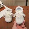 Tênis Respiráveis de Malha para Meninas Primavera e Outono Estilo Coreano Cadarço com Laço Solado Macio Sapatos para Crianças Pequenas Estilo Princesa Casual