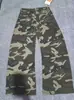 Pantalones de trabajo camuflaje con diseño de remaches estilo americano, nueva moda urbana para hombre, elegantes y versátiles, retro, corte holgado, casual, pantalones de pierna ancha