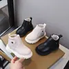 Botas de Moda para Niñas 2026 Invierno Nuevas Botines para Niñas Estilo Británico Moda para Niñas Botas de Algodón Suaves con Forro de Felpa para Niñas