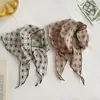Bufanda Triangular de Cuadros Retro Coreana para Mujer 2026 Primavera Nueva Moda de Lunares Bufanda Fina Versátil para Cuello Venta al por Mayor