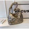 Bolsa tote grande de grande capacidade da moda para mulheres 2023 nova bolsa mensageiro simples e versátil estilo ocidental bolsa de ombro para viajante