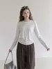 Top de T-shirt macio e fino para mulheres, soltinho de manga longa, para o início do outono, gola redonda, modelagem que afina, adequado como camada base