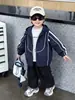 Jaqueta com Capuz Masculina Primavera e Outono Estilo Coreano Crianças Pequenas Bonita Esportiva Corta-vento Bebê Outono Tendência Top Legal