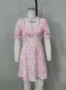 En stock vestido floral francés nuevo para mujer verano 2026 con escote cuadrado, mangas abullonadas, corte A entallador corto