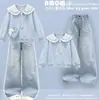 Conjunto de otoño para niña: un conjunto de dos piezas que incluye pantalones de pierna ancha, una sudadera de moda estilo preppy y pantalones vaqueros casuales