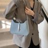 Bolso de Alta Gama 2025 Nuevo Bolso de Moda para Mujer Primavera y Verano Sencillo Para Todo Bolso de Hombro para Viajero Textura Nicho Bolso Sobaco