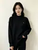 Suéter de veludo Andy de duas peças com gola alta parcial para mulheres, nova blusa interna elegante de outono e inverno com logotipo de coração, camisa base de tricô