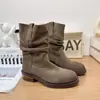 Botas Femininas Plissadas Tendência Fosco Outono 2026, Botas de Montaria Chunky Vintage Cor Desgastada Meio da Panturrilha