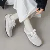 Tênis de Treino Alemão Estiloso e Confortável com Patchwork de Malha e Camurça e Fivela 2026 Sapatos Casuais Esportivos de Salto Baixo para Mulheres