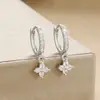 Brincos de Trevo de Quatro Folhas com Moissanita Banhados a Ouro 14K Estilo Fresco para Mulheres, Mesmo Estilo Visto em Transmissões Ao Vivo Transfronteiriças, Design de Nicho da Moda Leve e Luxuoso