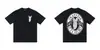 Las camisetas Trapstar están disponibles constantemente, una marca de moda hip-hop de la calle estadounidense, que ofrece camisetas unisex de manga corta holgadas para el verano.