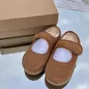 Zapatillas de Felpa con Cierre de Velcro y Punta Redonda de Diseño Exclusivo 2026 Nuevo Estilo de Invierno Zapatos Mary Jane para Mujer para Uso en Exteriores Zapatos de Algodón Cálidos