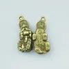 Pixiu mordiendo monedas de cobre, pieza única, accesorio de latón de imitación, llavero, colgante, decoración, llavero de Pixiu para atraer riqueza, al por mayor