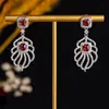 Nuevos Pendientes Retro de Pluma de Pavo Real Hueca Europeos y Americanos de Amazon, Pendientes de Cobre Elegantes y Únicos con Ramas Incrustadas de Diamantes, Venta al por Mayor