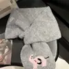 Bufanda de Punto Cruz de Elefante Lindo Coreano para Mujer Otoño e Invierno Nueva Dulce Versátil Protección Cálida para el Cuello Bufanda Corta