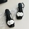 Sandálias Florais Quadradas para Mulheres, Estilo Novo Verão 2026, Salto Fino Elegante Versátil, Bico Aberto Estilo Simples Sandálias Versáteis