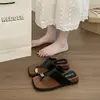Chinelos Slip-On Plissados de Solado Grosso Estilo Francês para Mulheres, Novo Modelo de Verão 2026, Adequados para Usar com Saias, Chinelos de Verão Suaves e Frescos para Mulheres, Atacado