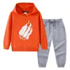 Nova coleção primavera e outono 2023 roupas infantis transfronteiriças conjunto de duas peças com moletom com capuz e calça infantil terno de algodão de manga longa para bebê