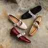 Primeira camada de couro bovino sola macia sapatos de dirigir pequeno laço estilo Chanel boca rasa sapatos de solado plano femininos para o dia a dia versáteis pequenos sapatos de couro