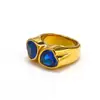 Diseño de nicho ins europeo y americano lujo ligero anillo de titanio y acero con gema en forma de corazón moda femenina corazón anillo de oro de 18 quilates al por mayor