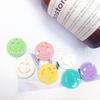 26 macarrón grande de cara sonriente aretes acrílicos de cara sonriente Accesorios Venta al por mayor