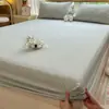 Juego de Sábana Bajera de Algodón Lavado, Protector de Colchón a Rayas y Cuadros Estilo Japonés de Tres Piezas, Cubre Cama Liso de Cobertura Total de Color Sólido