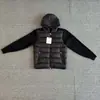 Chamarra de algodón con capucha de punto splicing en puños diseño con capucha prenda exterior para otoño e invierno estilo casual de lujo ligero