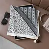 Bufanda Cuadrada Pequeña con Borlas y Estampado de Ponis de Nuevo Estilo, Bufanda de Cuello con Borlas de Moda, Bufanda Delgada para Mujer