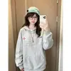 Moletom feminino estilo high street americano 2026 com letras de espuma, cores contrastantes e três listras, top da moda outono/inverno