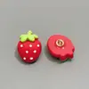Botones DIY Populares Transfronterizos con Temática de Fresa, Botones Rosas para Chaquetas de Niños, Botones Decorativos Lindos Hechos a Mano