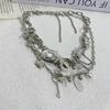 Dulce Fresco Industria Pesada Rosa Amor Llave Remache Collar Moda Estilo Europeo y Americano Lujo Ligero Cadena para Clavícula Pequeña con Múltiples Elementos