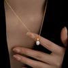 S925 Sterling Silver Perfume Bottle Colar de pérolas de água doce Francês Retro Niche Light Luxury High-end Clavícula Chain