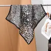 Bufanda de seda de espiga vintage para mujer, adecuada para primavera y otoño, pañuelo cuadrado pequeño, bufanda elegante para cuello de camisa, bufanda para cuello de traje, faja de cintura de moda y chal