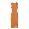 Vestido bodycon de tubo ajustado que revela el busto con amarre para mujer, nuevo estilo de verano 2025, estilo chica picante, color sólido, sin hombros, vestido interior