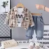 Conjunto Masculino Primavera e Outono 2025 Novo Estilo Bebê Crianças Casual Camisa Manga Longa Conjunto de Três Peças Bebê Tendência Entrega